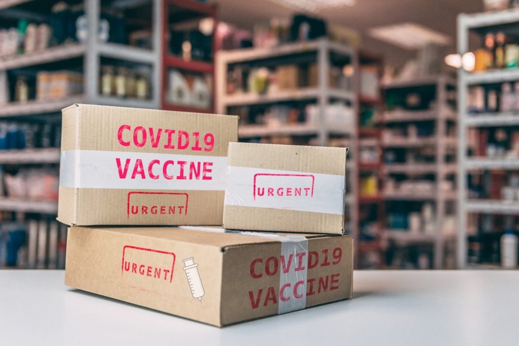 cajas-medicamento-vacuna-covid-19